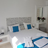 Casa Bella (Kamari-Santorini)