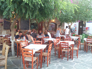Taverns in a square of the centre (Chora-Folegandros)